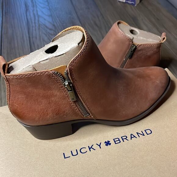 NIB Lucky Brand Women’s Basel Ankle Bootie Toffee size 7.5 - Picture 5 of 9